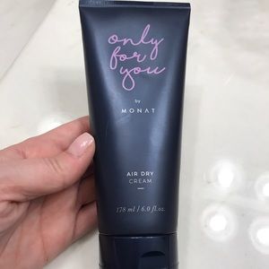 Monat Only for you airdry cream